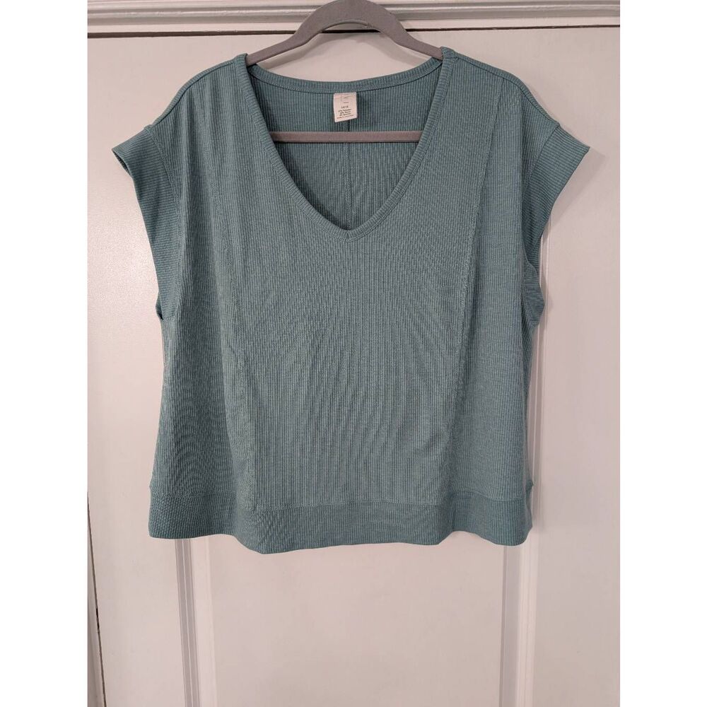 Livi Active Ribbed Active wear Tank Top women's‎ 14/16 sea foam green cap sleeve